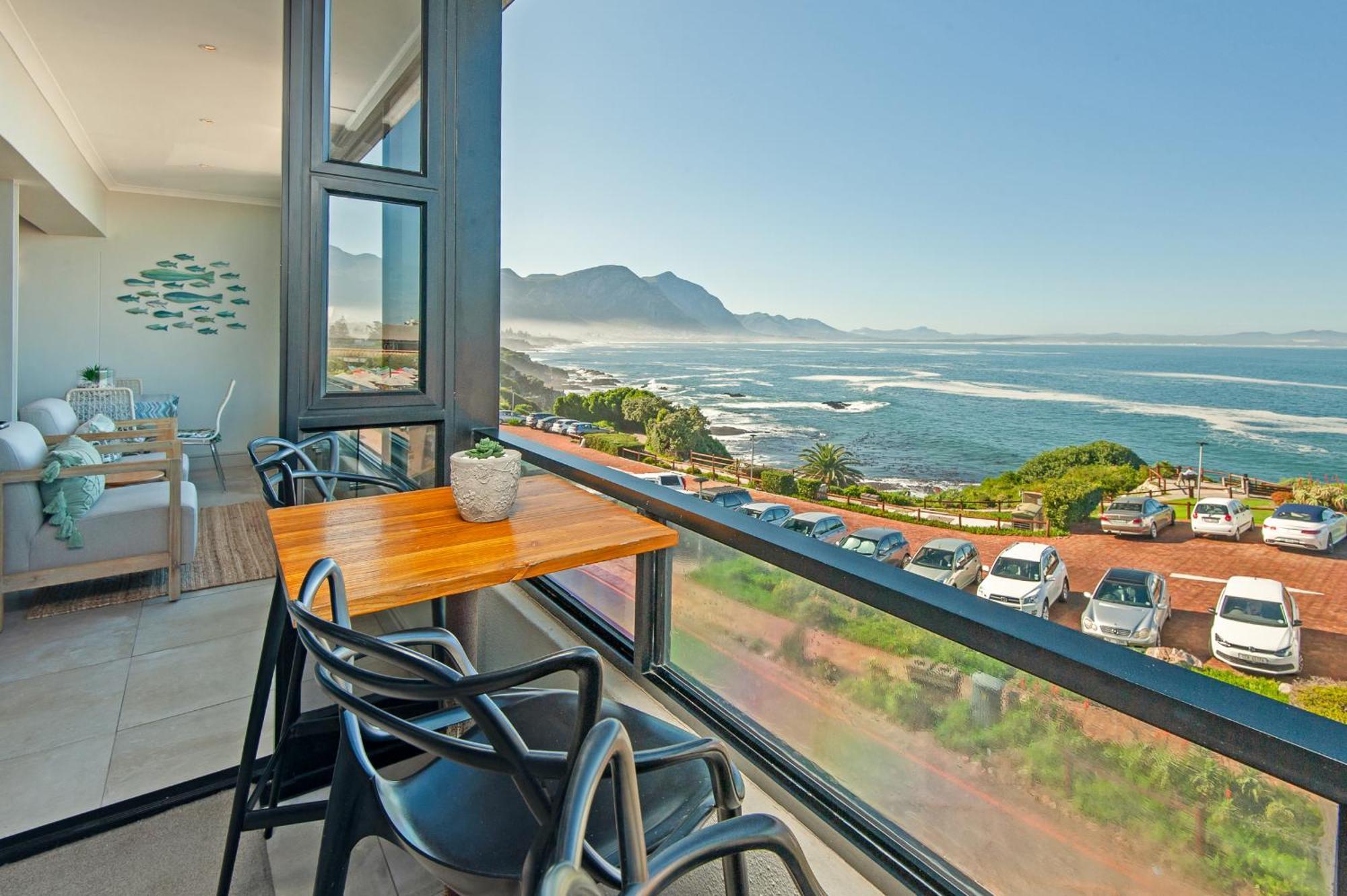 Walker Bay Luxury Seafront Apartment Hermanus Esterno foto