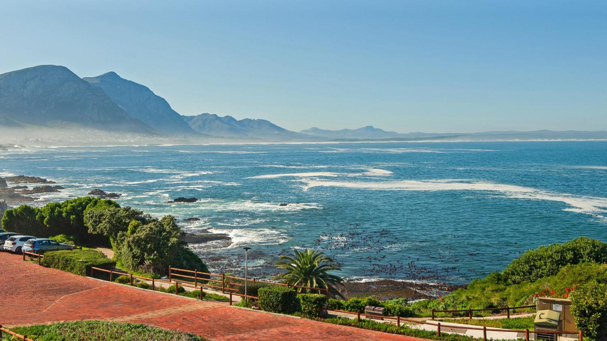 Walker Bay Luxury Seafront Apartment Hermanus Esterno foto