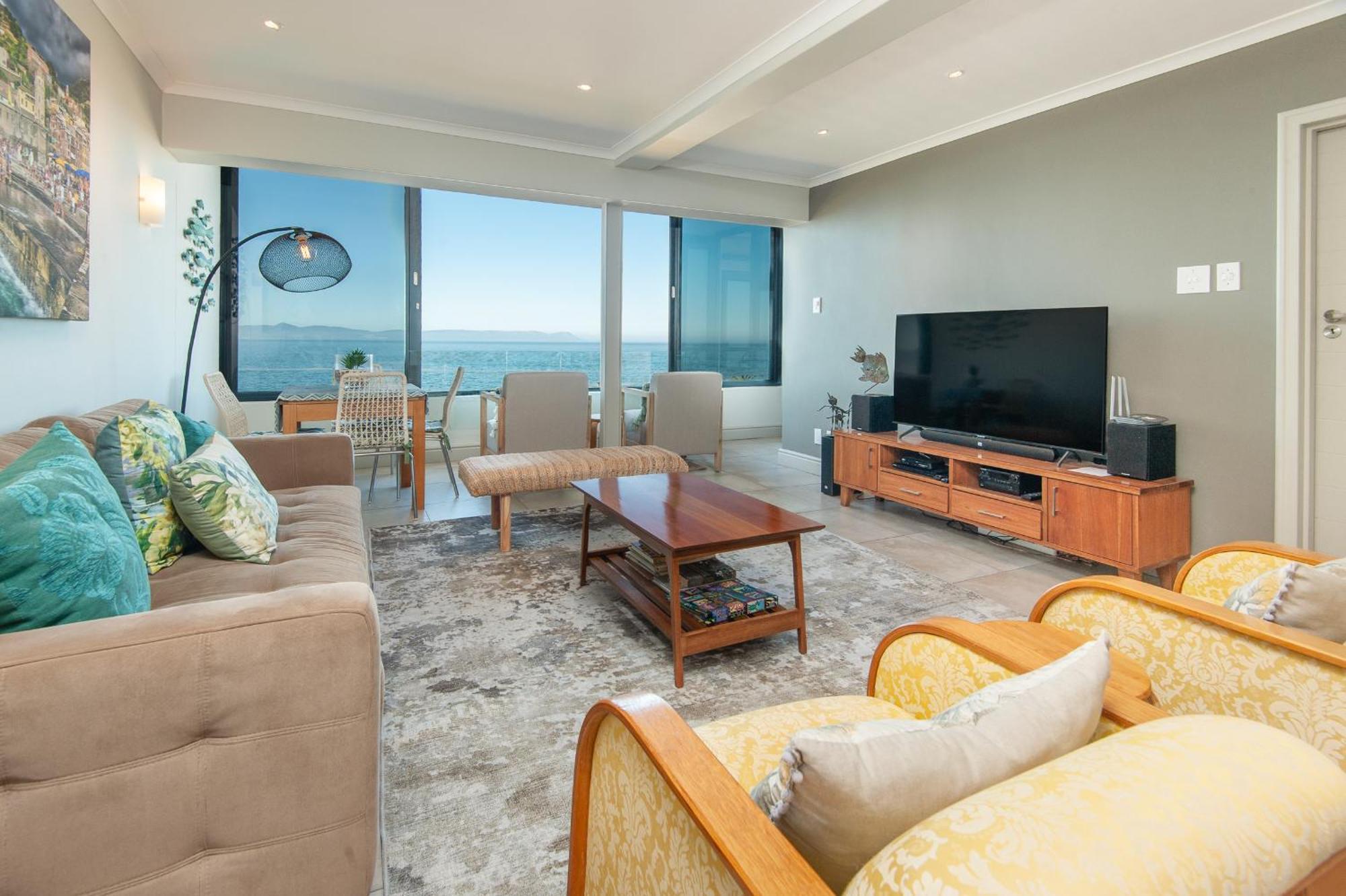 Walker Bay Luxury Seafront Apartment Hermanus Esterno foto