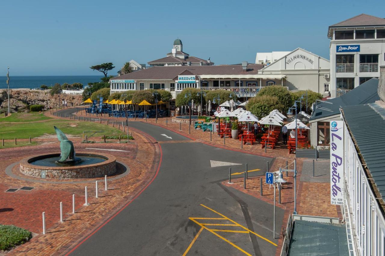 Walker Bay Luxury Seafront Apartment Hermanus Esterno foto